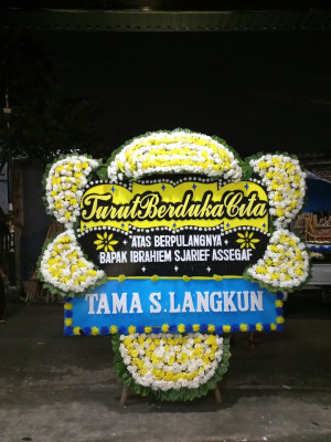 Papan Bunga Duka di Ipuh